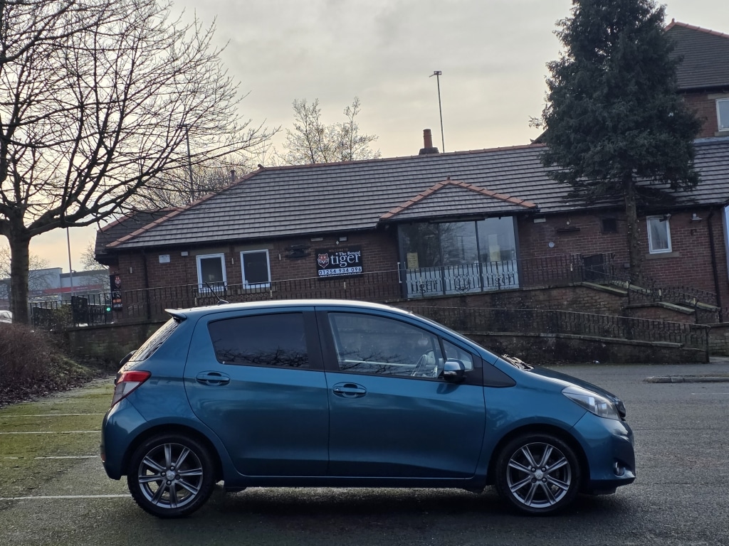 Used Toyota Yaris 2012 for sale - 77034721: Photo 8