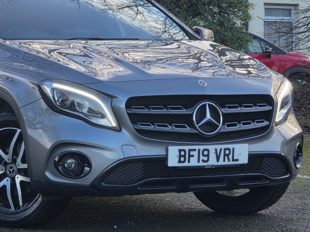 Used Mercedes-Benz GLA 2019 for sale - 76864231: Photo 2