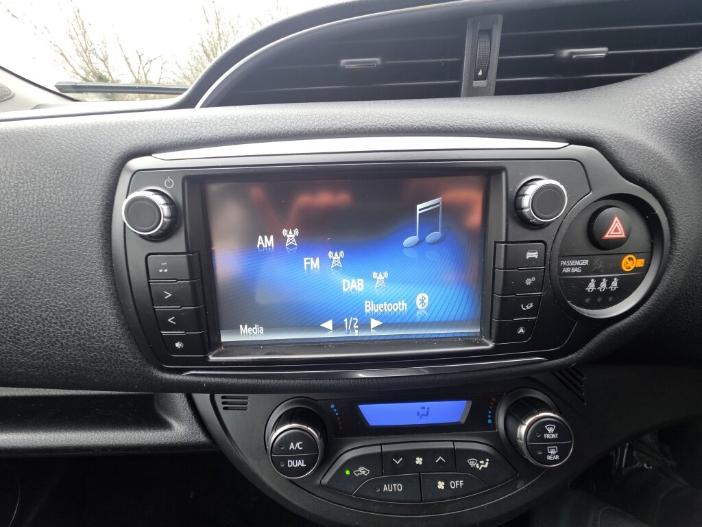 Used Toyota Yaris 2016 for sale - 77419454: Photo 29