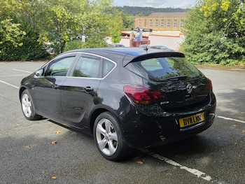 Used Vauxhall Astra 2011 for sale - 75909197: Photo