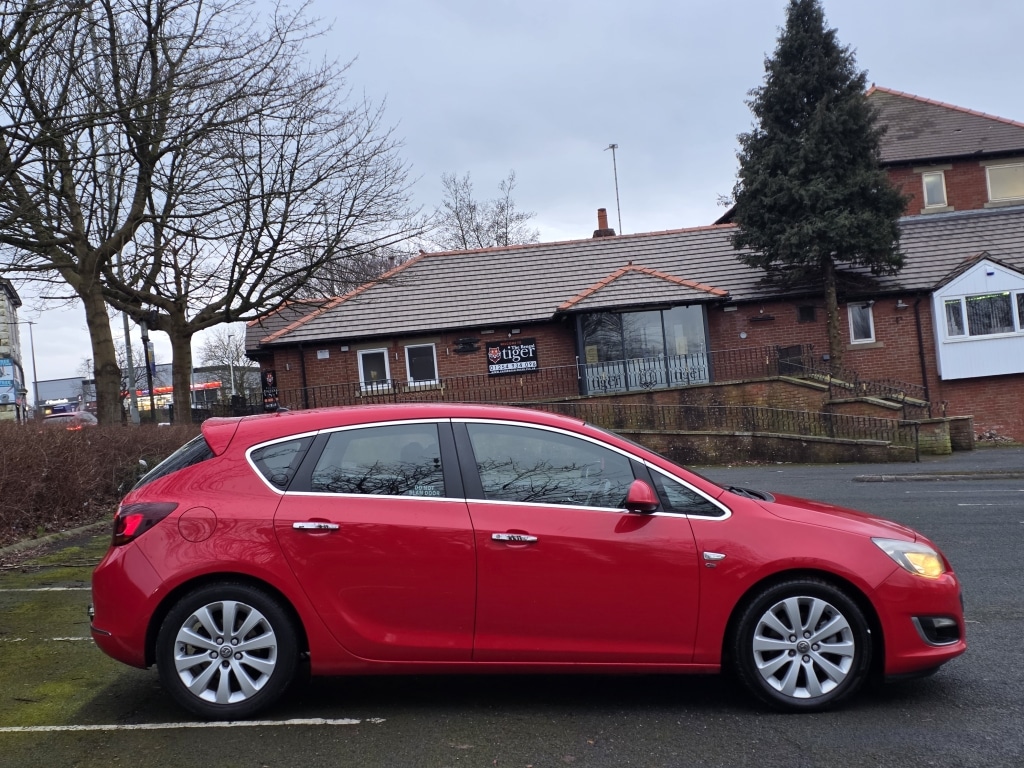 Used Vauxhall Astra 2013 for sale - 77272634: Photo 11
