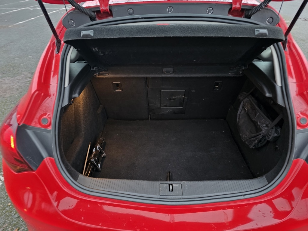 Used Vauxhall Astra 2013 for sale - 77272634: Photo 17