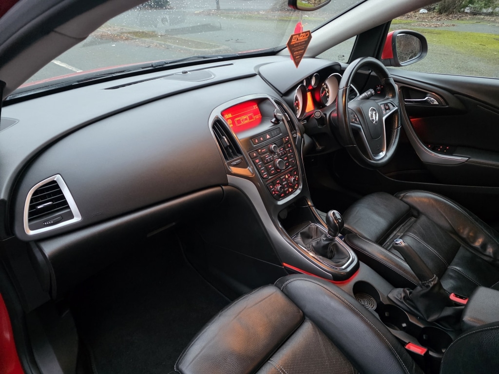 Used Vauxhall Astra 2013 for sale - 77272634: Photo 19