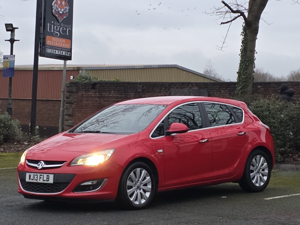 Used Vauxhall Astra 2013 for sale - 77272634: Photo 6