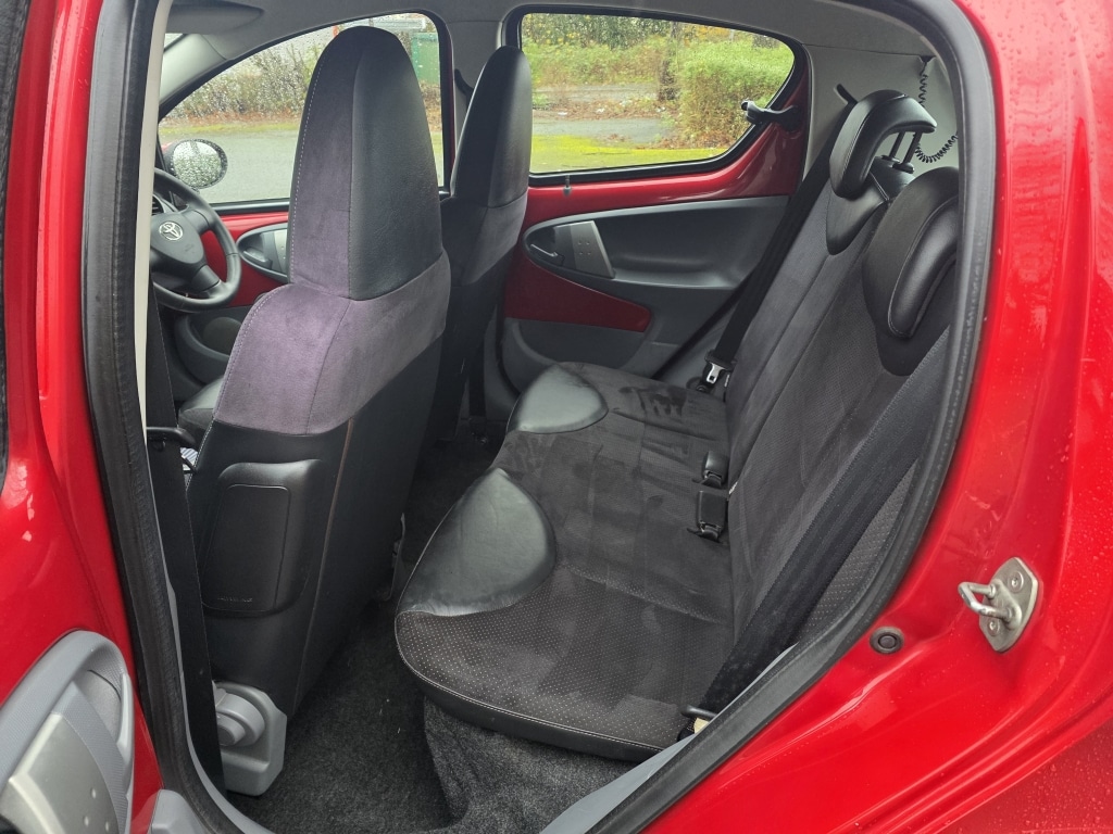 Used Toyota AYGO 2011 for sale - 76770233: Photo 14