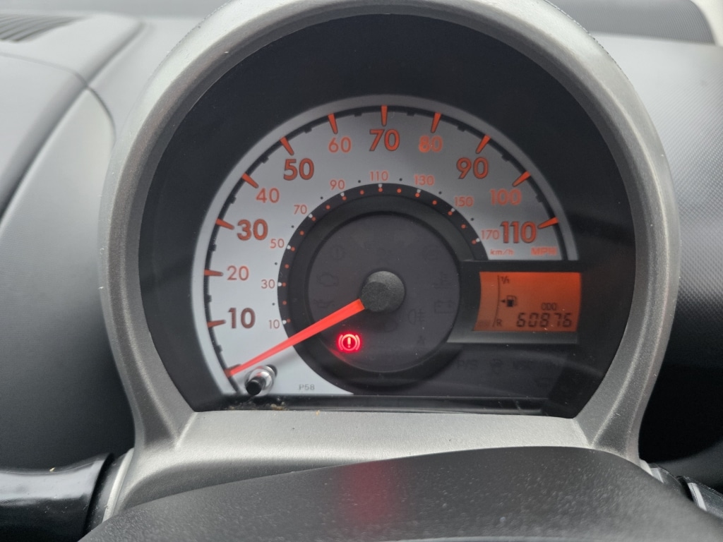 Used Toyota AYGO 2011 for sale - 76770233: Photo 17