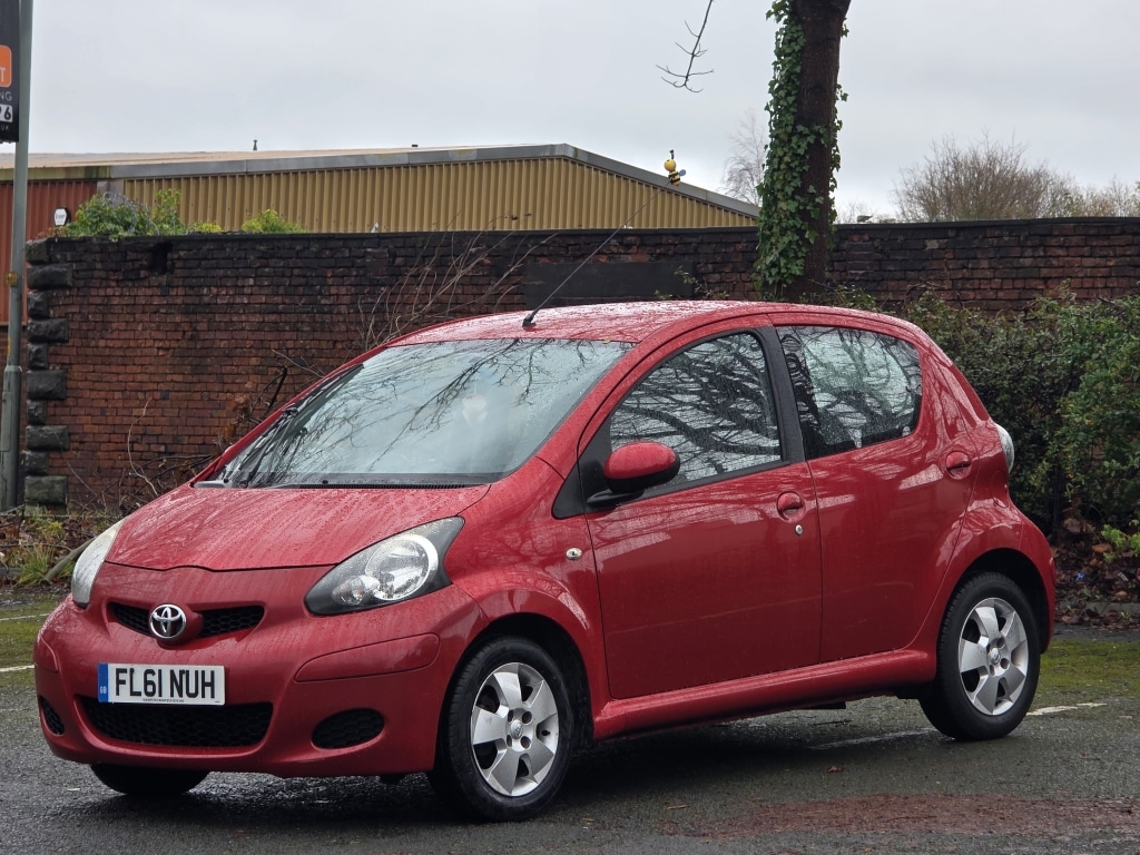 Used Toyota AYGO 2011 for sale - 76770233: Photo 4