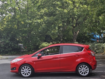 Used Ford Fiesta 2016 for sale - 75546539: Photo