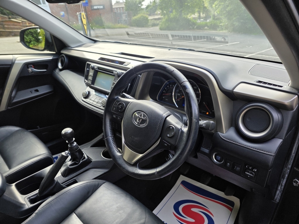 Used Toyota RAV4 2014 for sale - 75543551: Photo 10