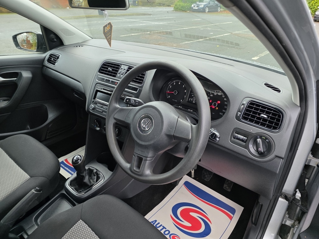 Used Volkswagen Polo 2014 for sale - 76737313: Photo 10