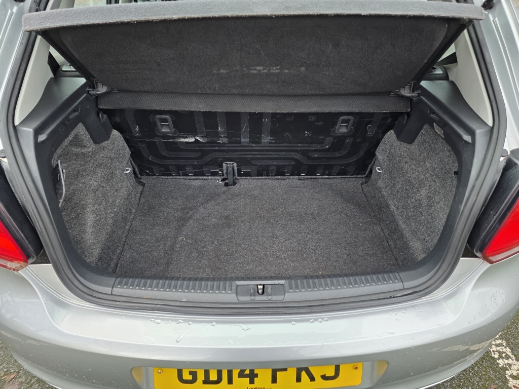 Used Volkswagen Polo 2014 for sale - 76737313: Photo 14