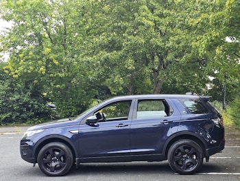 Used Land Rover Discovery Sport 2016 for sale - 75546540: Photo