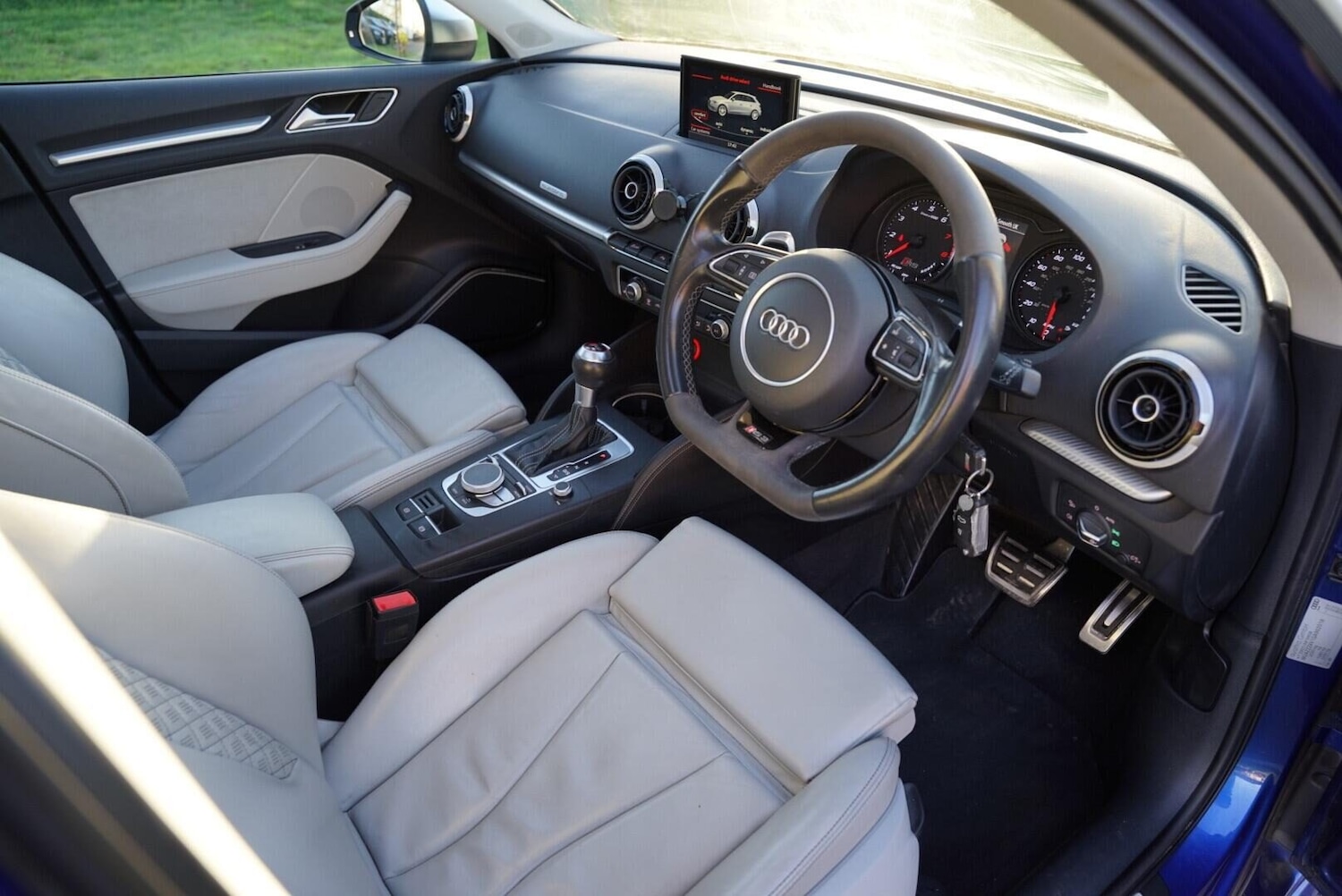 Used Audi RS3 2015 for sale - 78056057: Photo 15