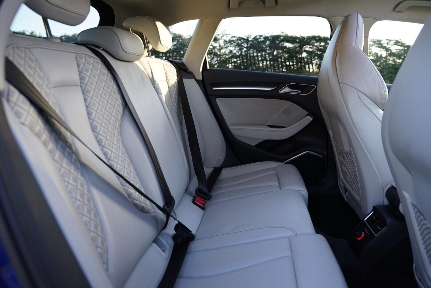 Used Audi RS3 2015 for sale - 78056057: Photo 18