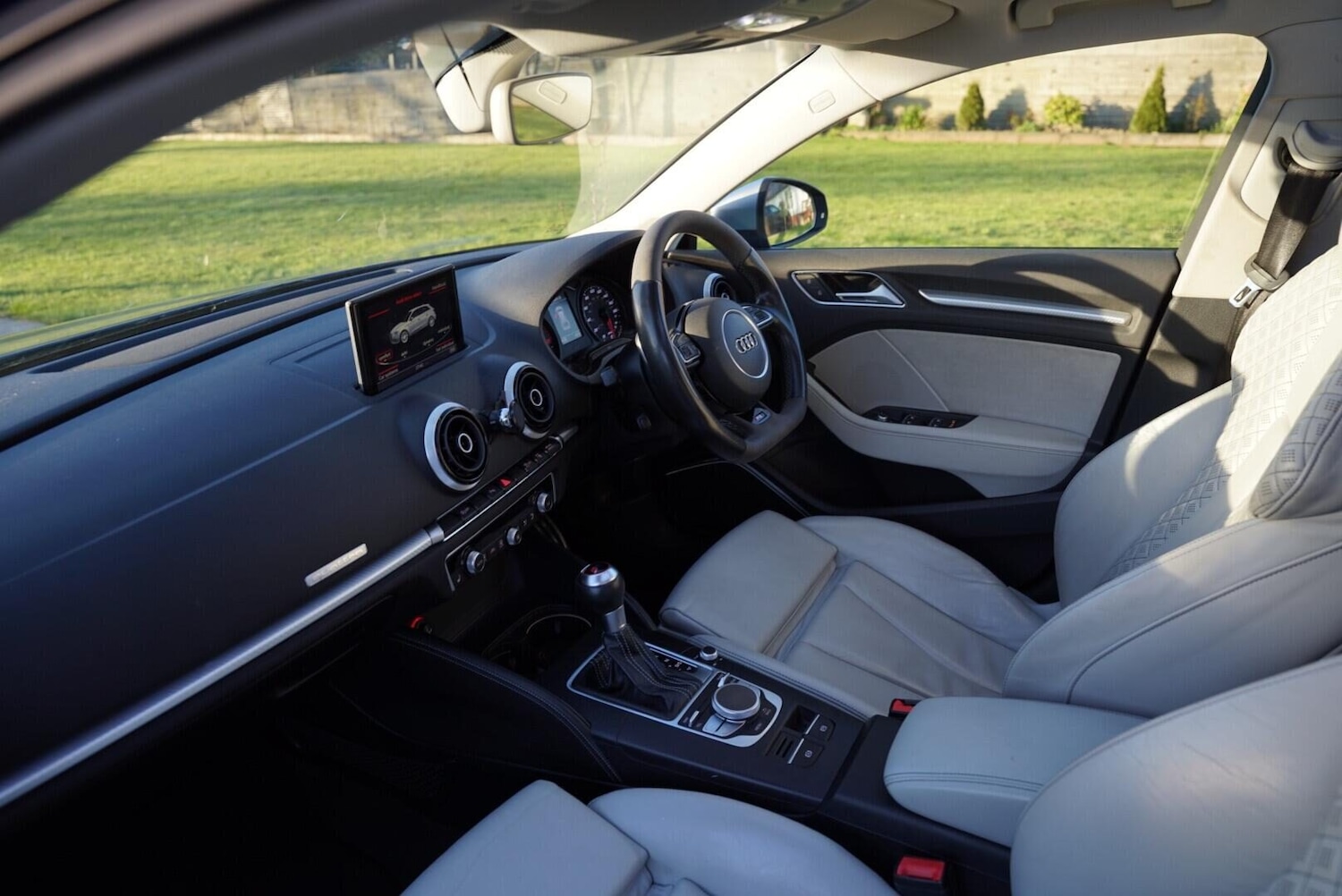 Used Audi RS3 2015 for sale - 78056057: Photo 21