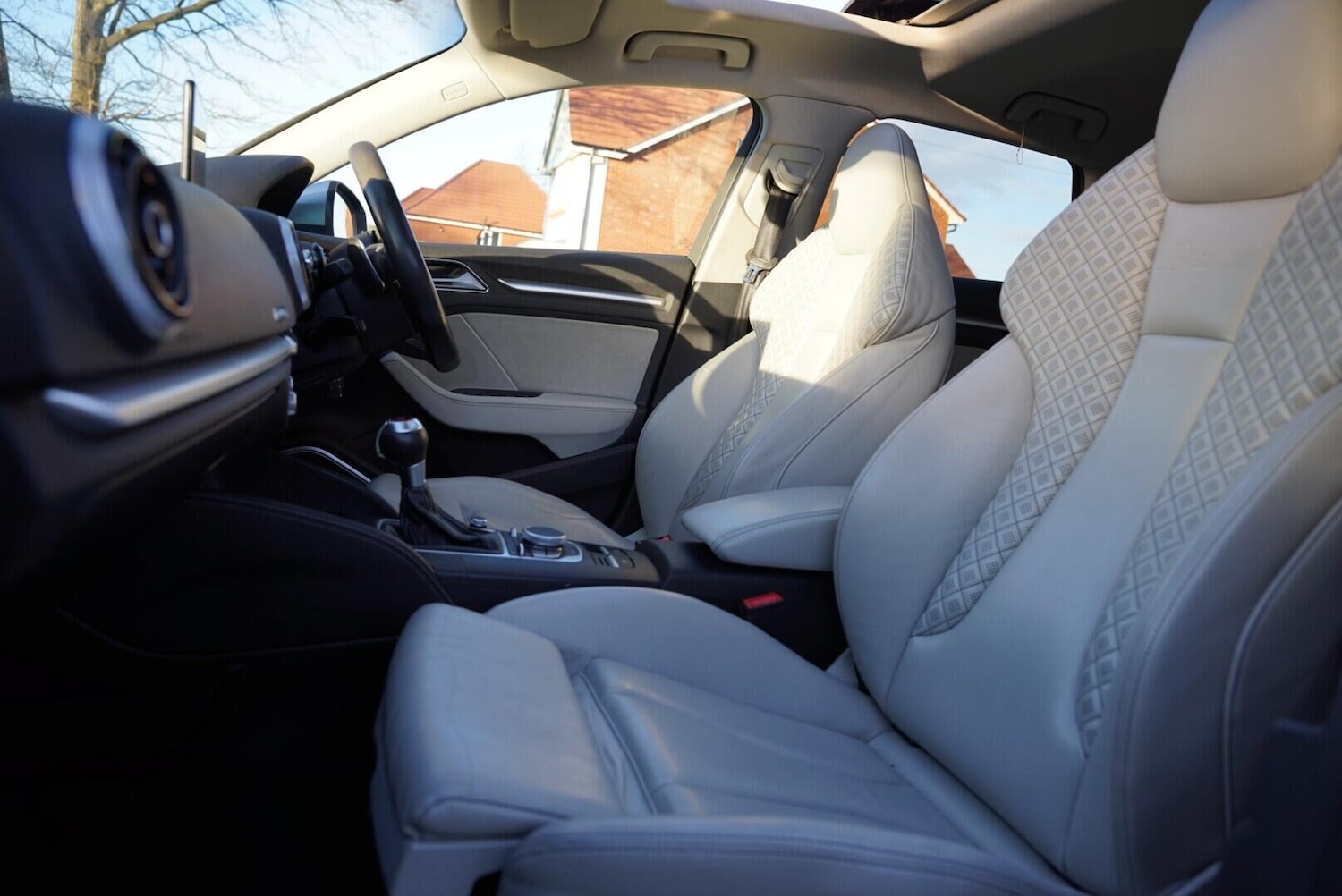 Used Audi RS3 2015 for sale - 78056057: Photo 22