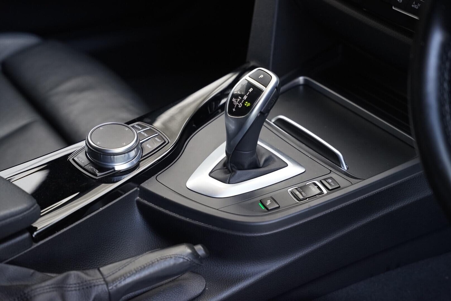 Used BMW 3 Series 2017 for sale - 77014136: Photo 21