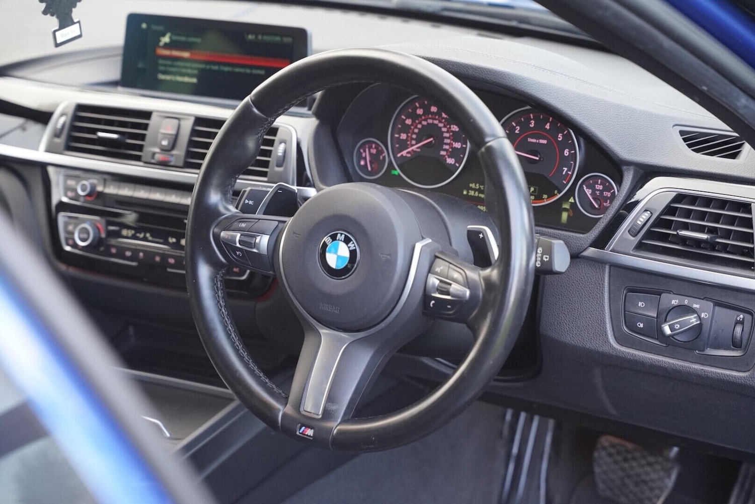 Used BMW 3 Series 2017 for sale - 77014136: Photo 29