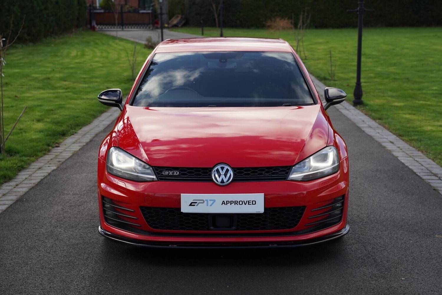 Used Volkswagen Golf 2014 for sale - 77897449: Photo 2