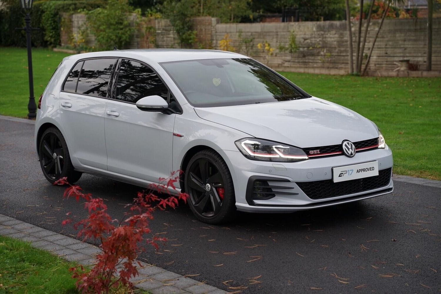 Used Volkswagen Golf 2019 for sale - 76783101: Photo 1