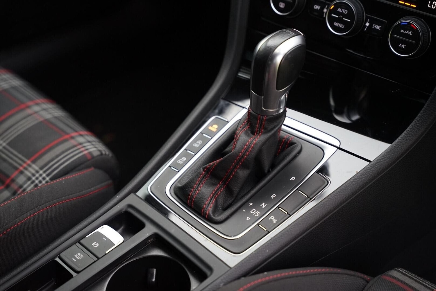 Used Volkswagen Golf 2019 for sale - 76783101: Photo 15