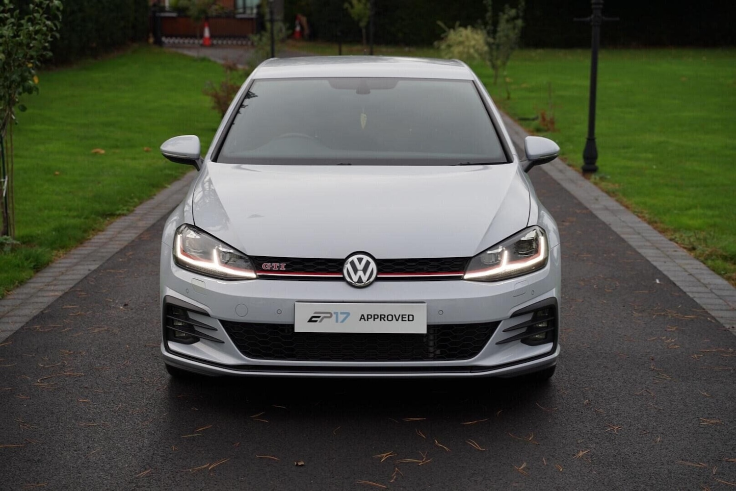 Used Volkswagen Golf 2019 for sale - 76783101: Photo 2
