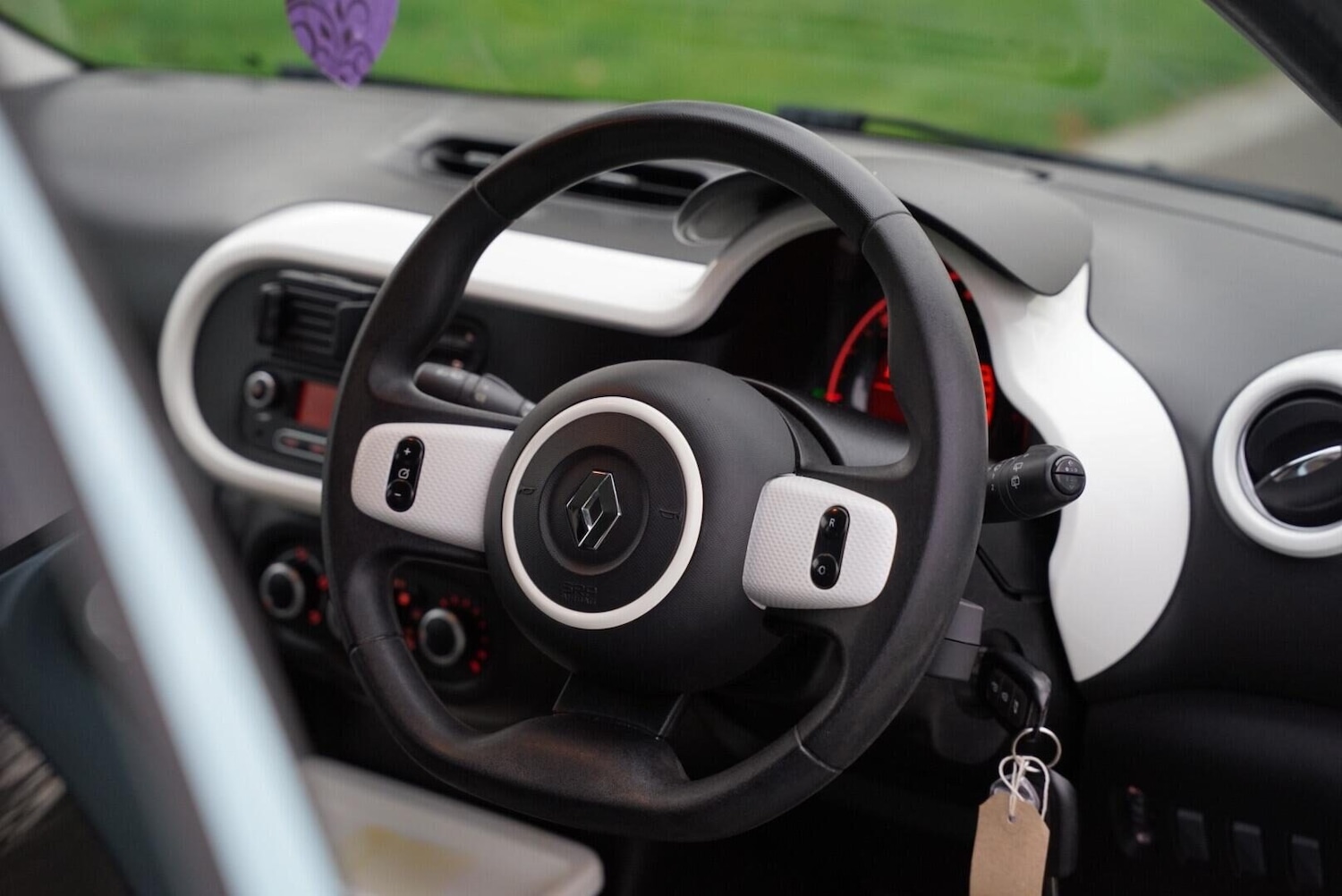 Used Renault Twingo 2016 for sale - 77719083: Photo 20