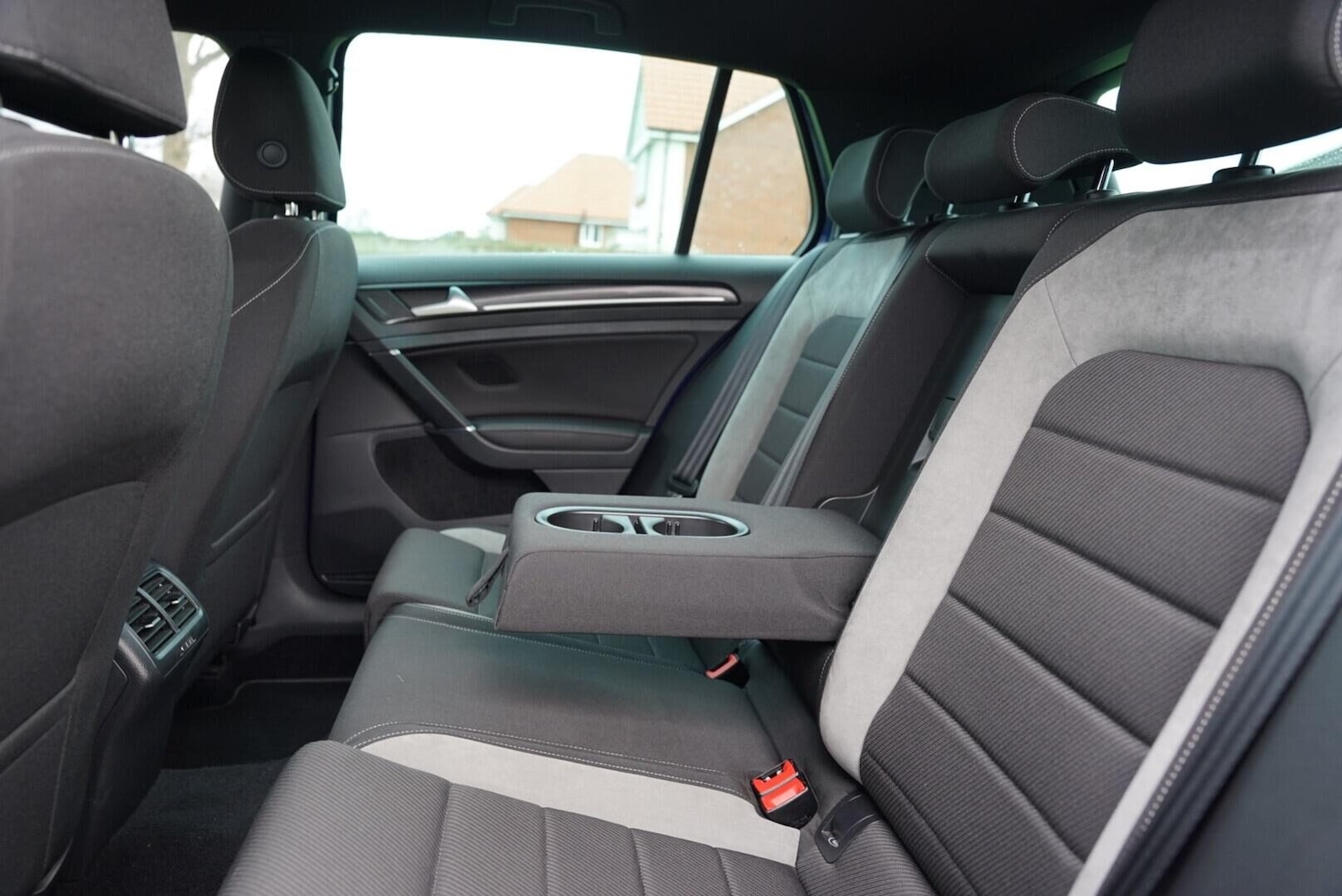 Used Volkswagen Golf 2015 for sale - 77689391: Photo 17