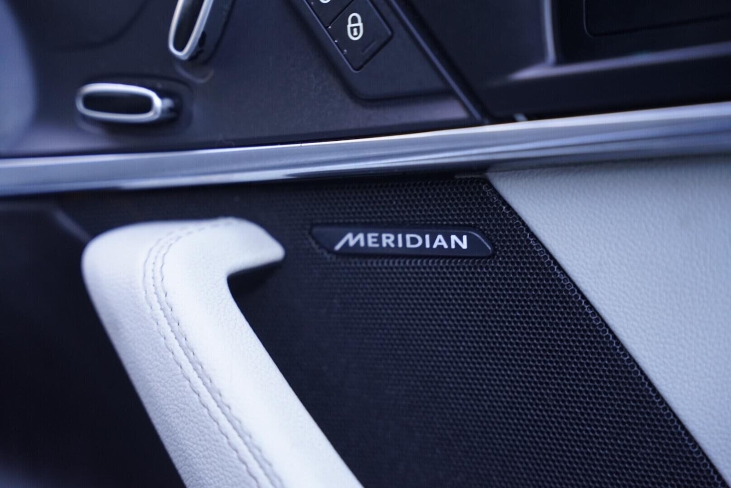 Used Jaguar F-Type 2017 for sale - 77541498: Photo 21