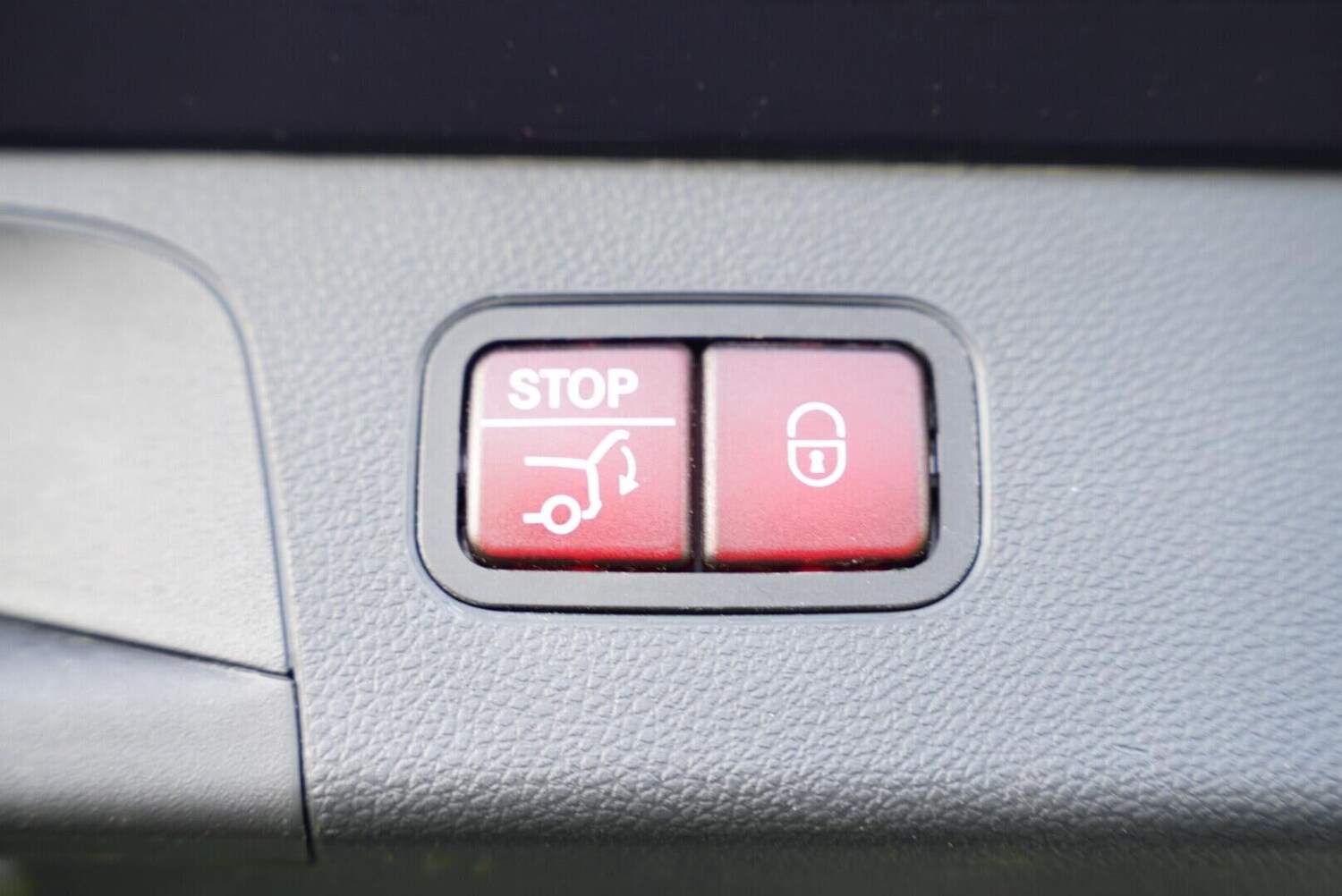 Used Mercedes-Benz GLC 2019 for sale - 78054357: Photo 25