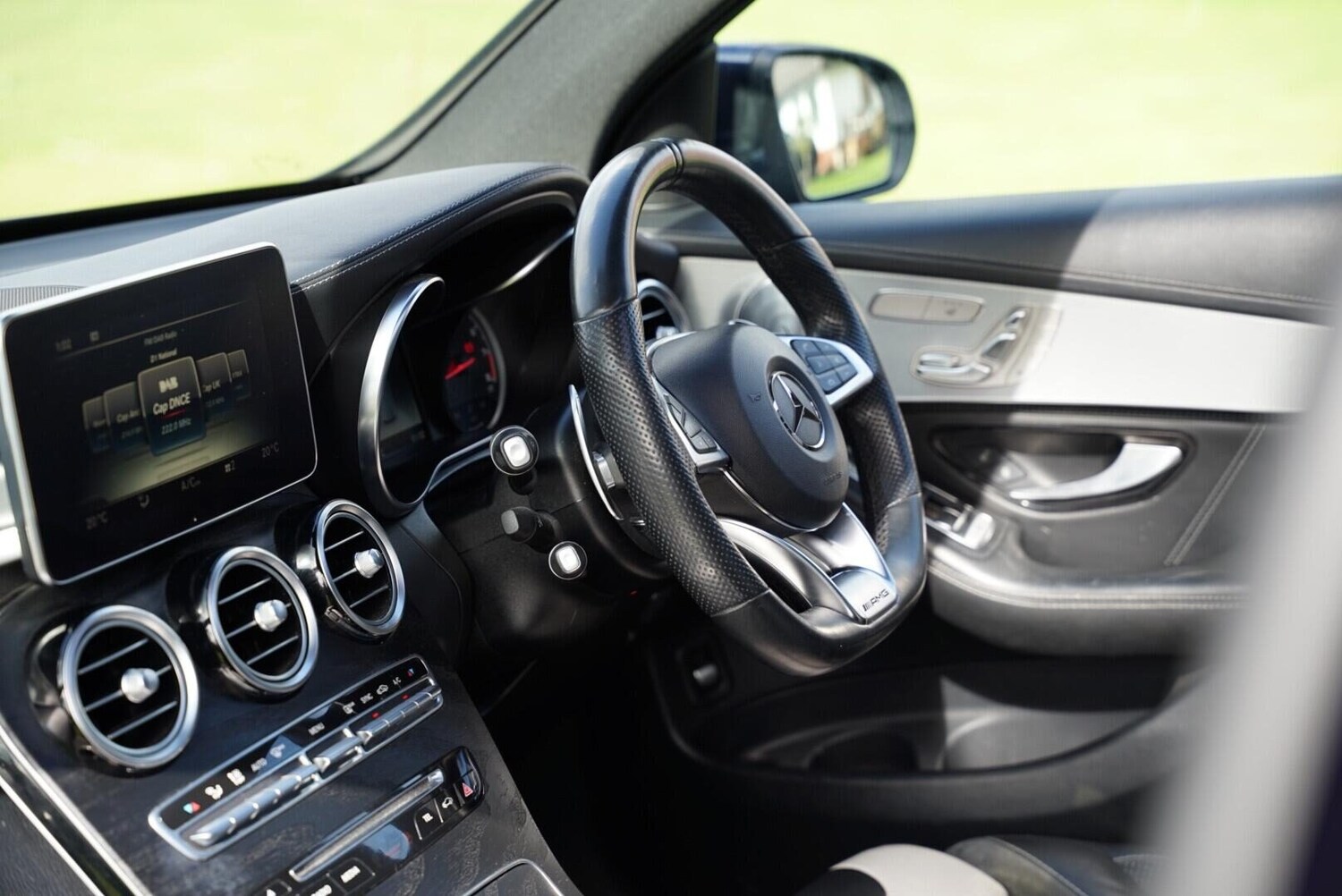 Used Mercedes-Benz GLC 2019 for sale - 78054357: Photo 32