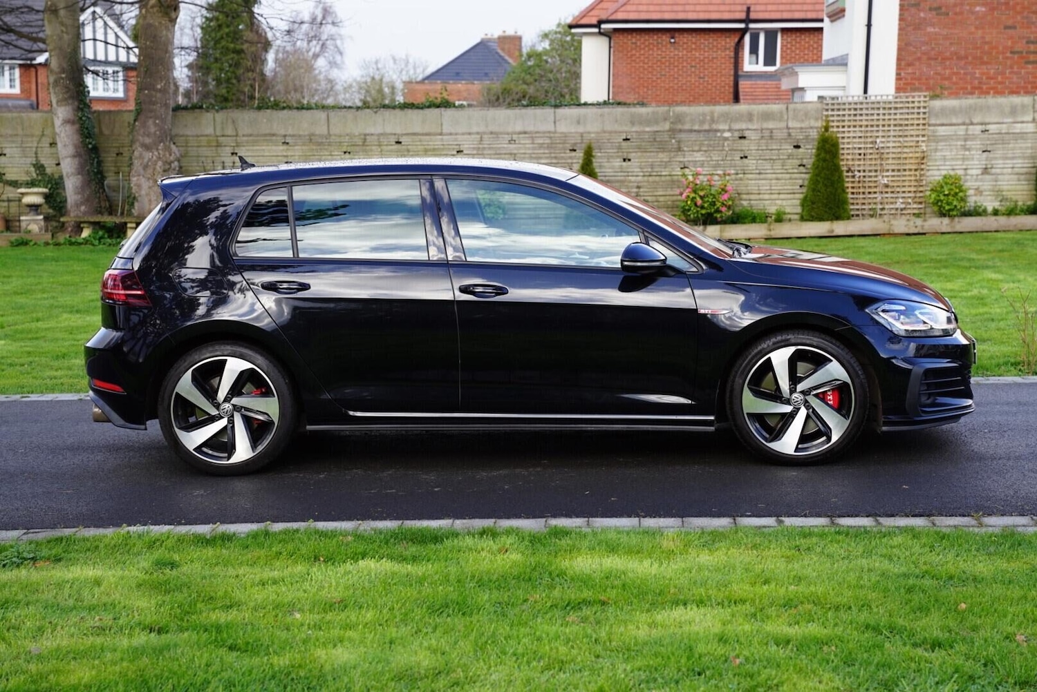 Used Volkswagen Golf 2019 for sale - 77897450: Photo 11