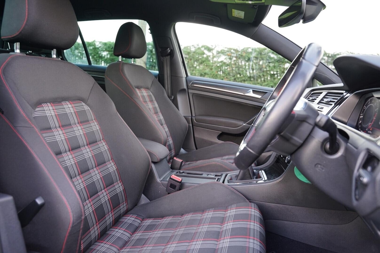 Used Volkswagen Golf 2019 for sale - 77897450: Photo 15