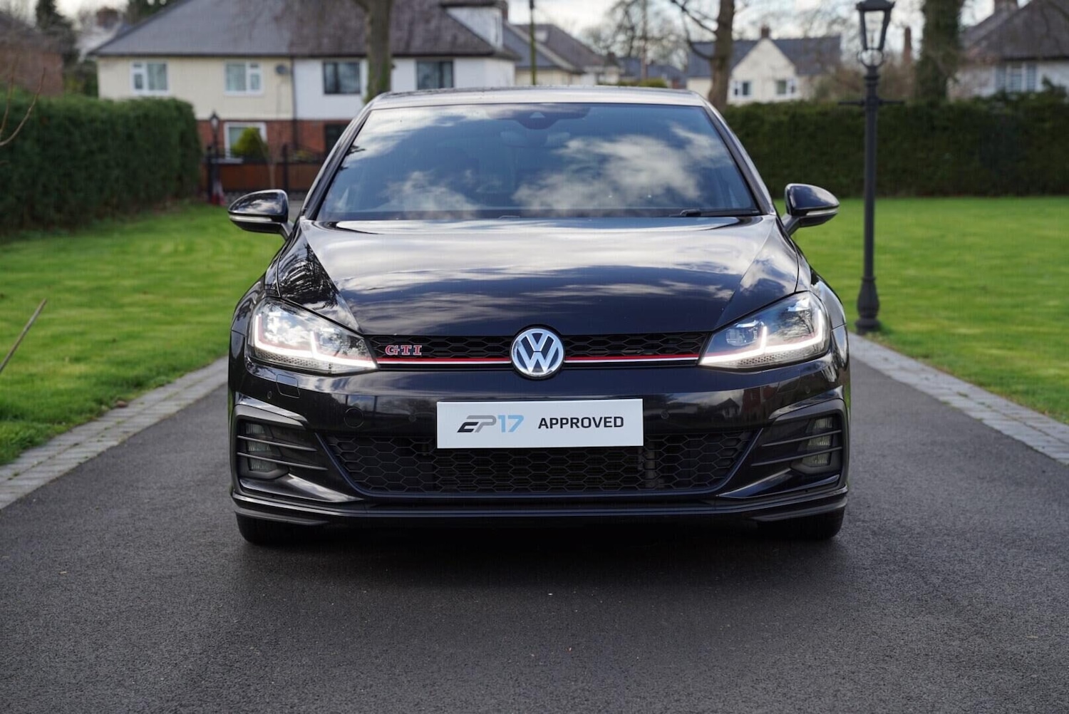 Used Volkswagen Golf 2019 for sale - 77897450: Photo 2