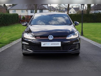 Used Volkswagen Golf 2019 for sale - 77897450: Photo