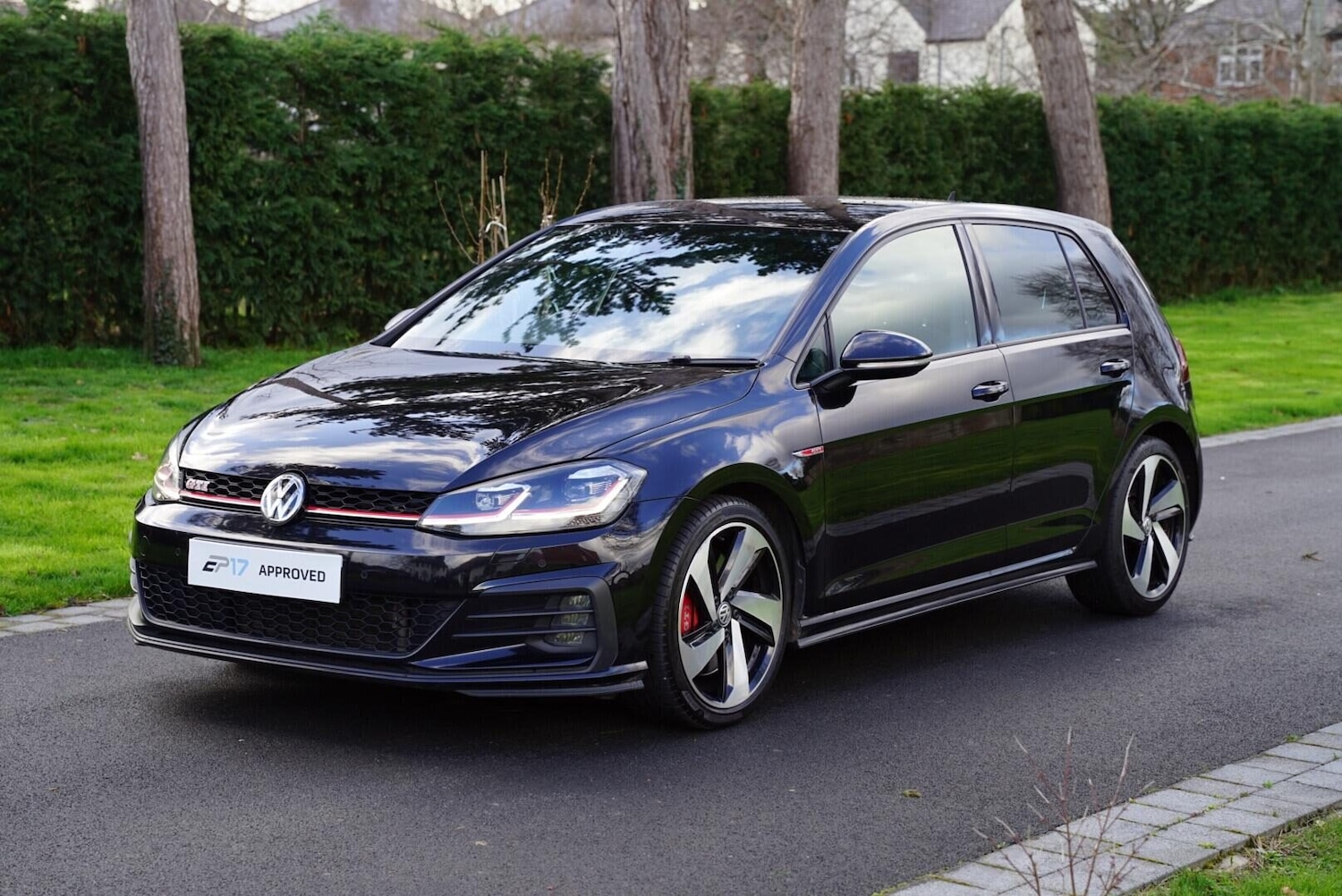 Used Volkswagen Golf 2019 for sale - 77897450: Photo 3