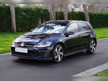 Used Volkswagen Golf 2019 for sale - 77897450: Photo