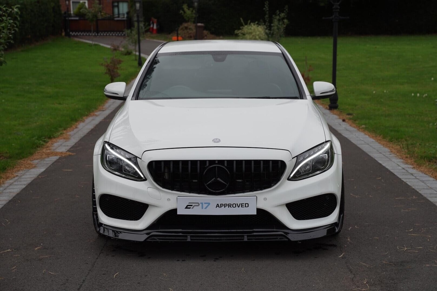 Used Mercedes-Benz C Class 2016 for sale - 76783144: Photo 2