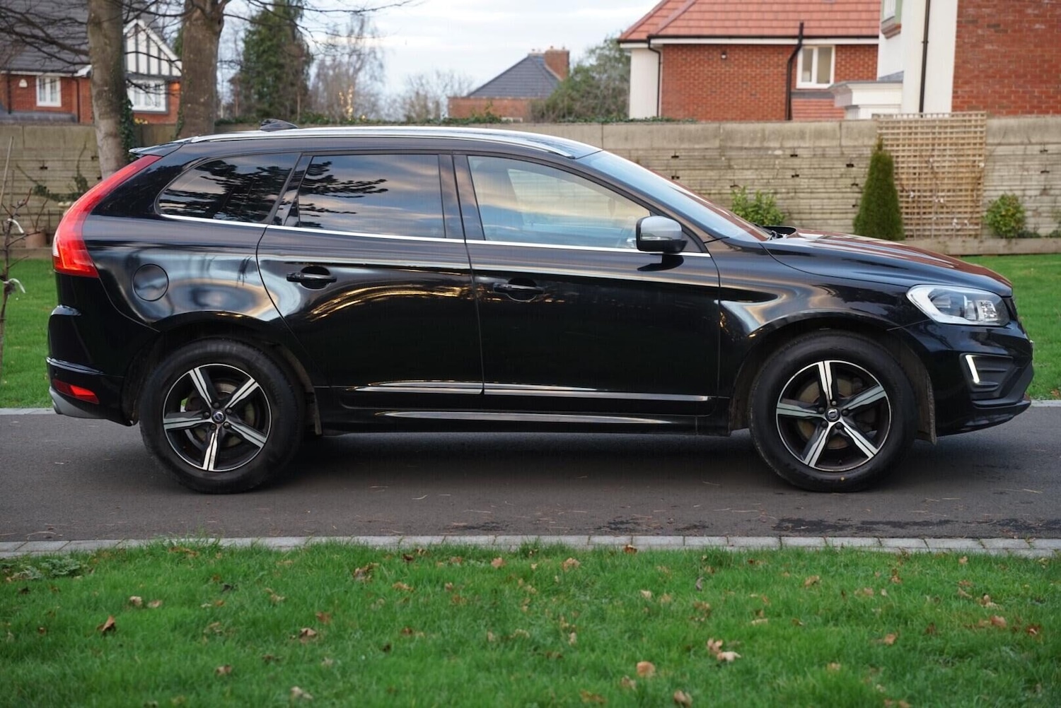 Used Volvo XC60 2017 for sale - 77048327: Photo 12