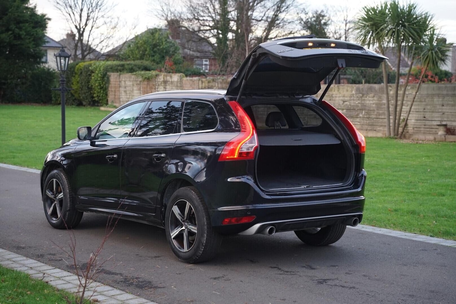 Used Volvo XC60 2017 for sale - 77048327: Photo 15