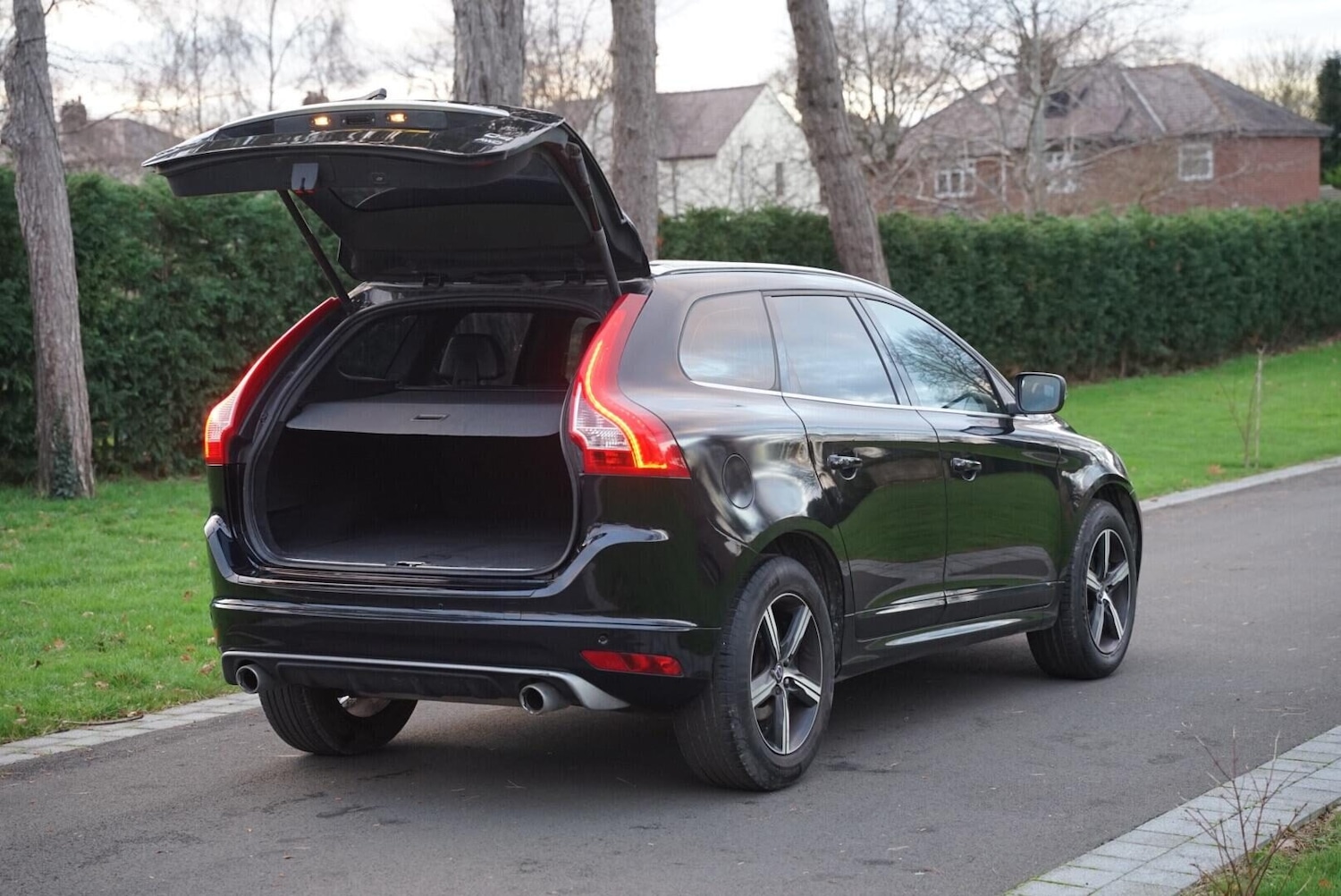 Used Volvo XC60 2017 for sale - 77048327: Photo 17
