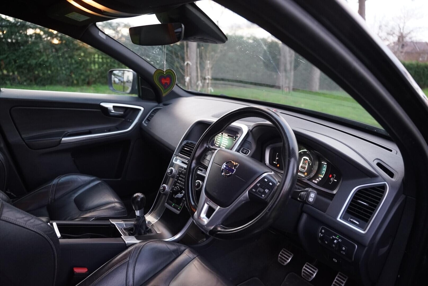 Used Volvo XC60 2017 for sale - 77048327: Photo 18