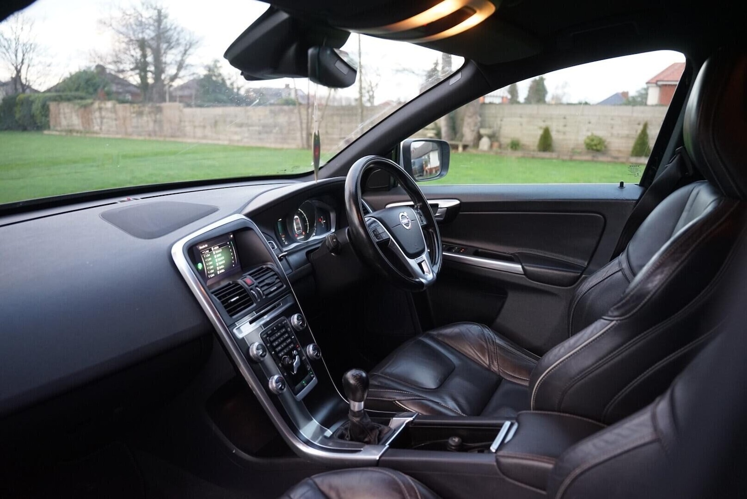 Used Volvo XC60 2017 for sale - 77048327: Photo 21