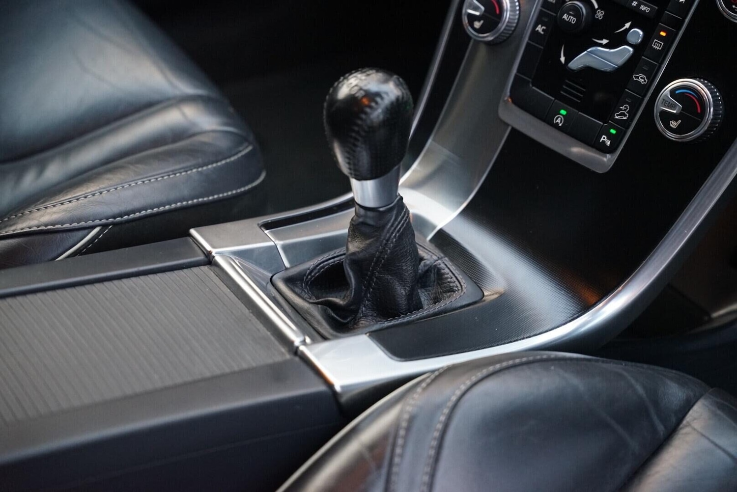 Used Volvo XC60 2017 for sale - 77048327: Photo 26