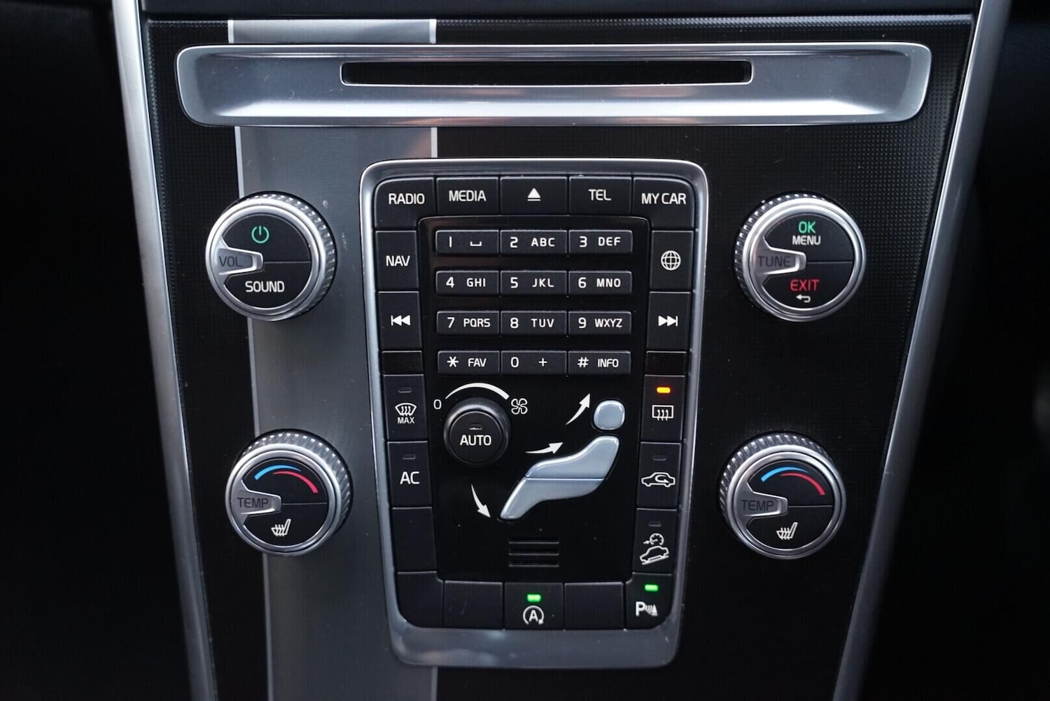 Used Volvo XC60 2017 for sale - 77048327: Photo 27