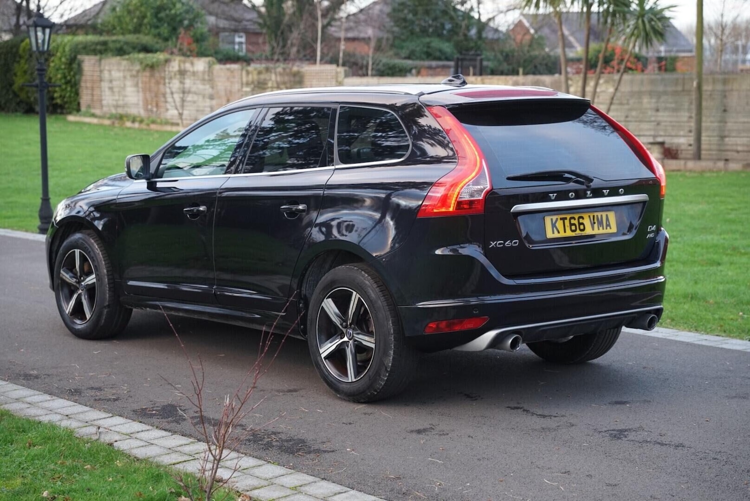Used Volvo XC60 2017 for sale - 77048327: Photo 8