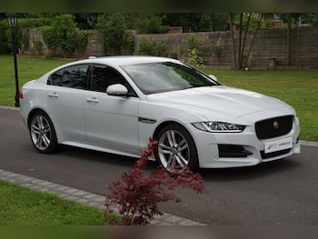 Used Jaguar XE 2019 for sale - 78897358: Photo