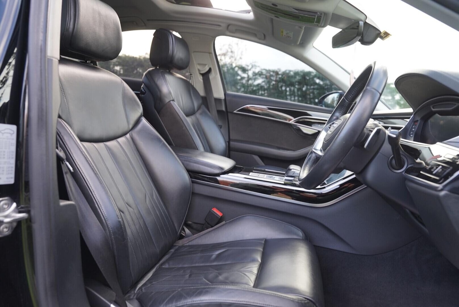 Used Audi A8 2018 for sale - 76783147: Photo 15