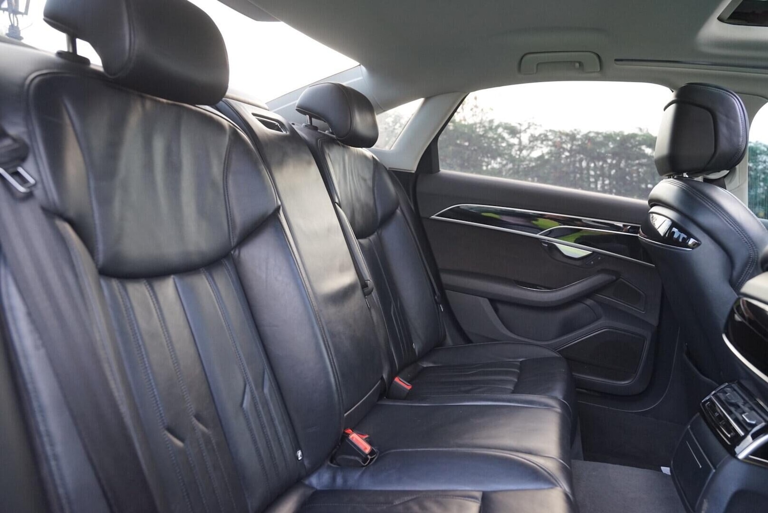 Used Audi A8 2018 for sale - 76783147: Photo 30