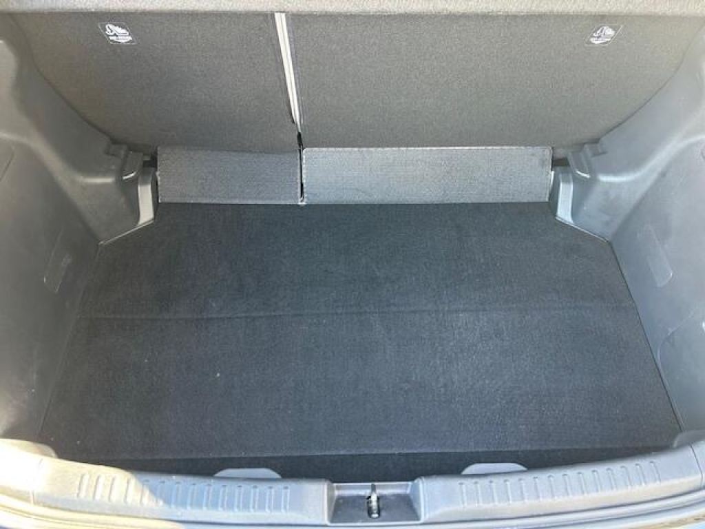 Used Toyota Yaris 2022 for sale - 76581181: Photo 18